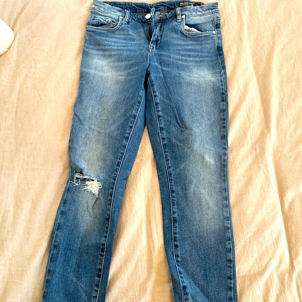 Blank NYC mid rise skinny jeans distressed 28